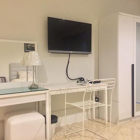 Albergue 108Beds Si Racha Exterior foto